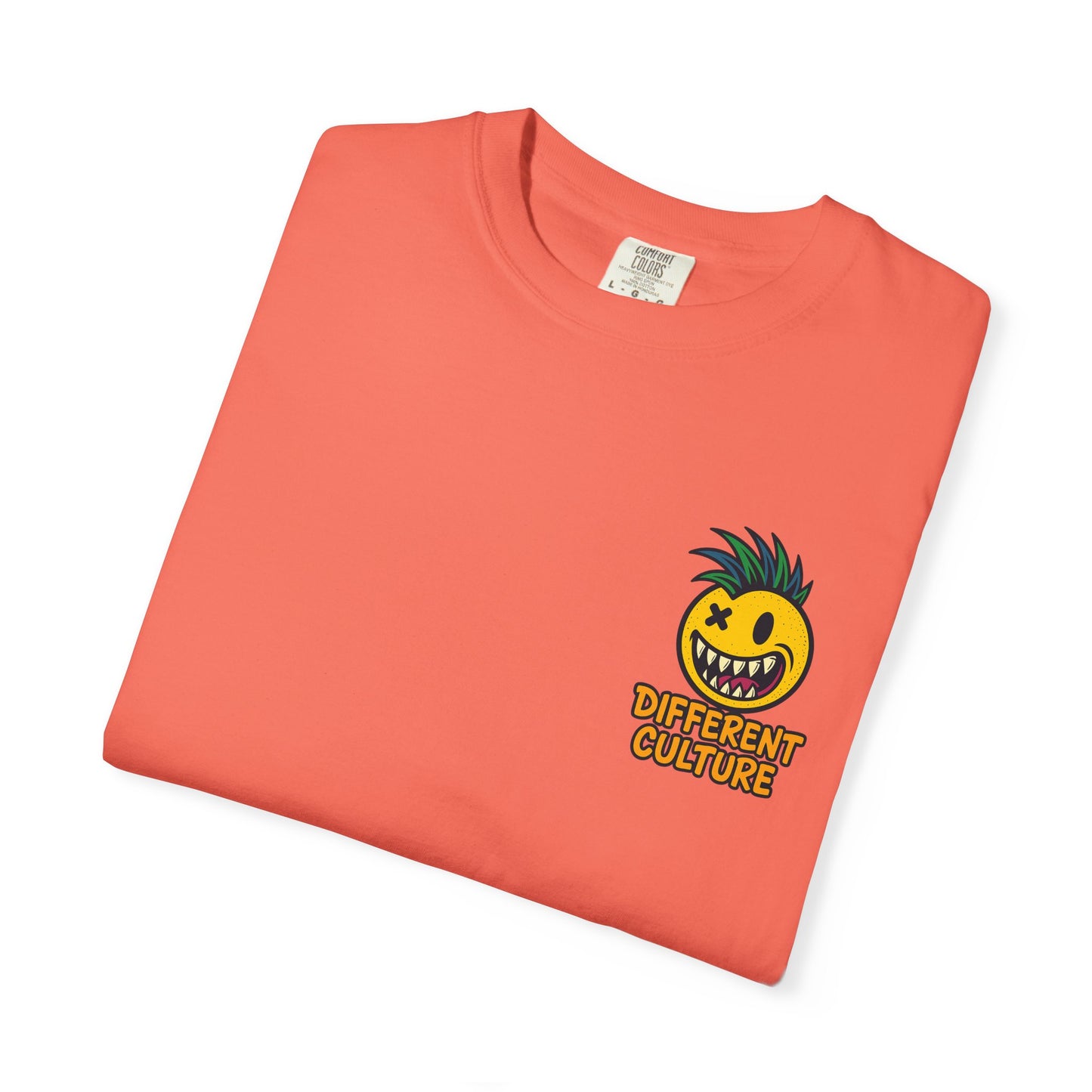 Different Culture - T-Shirt - Pina Smiley