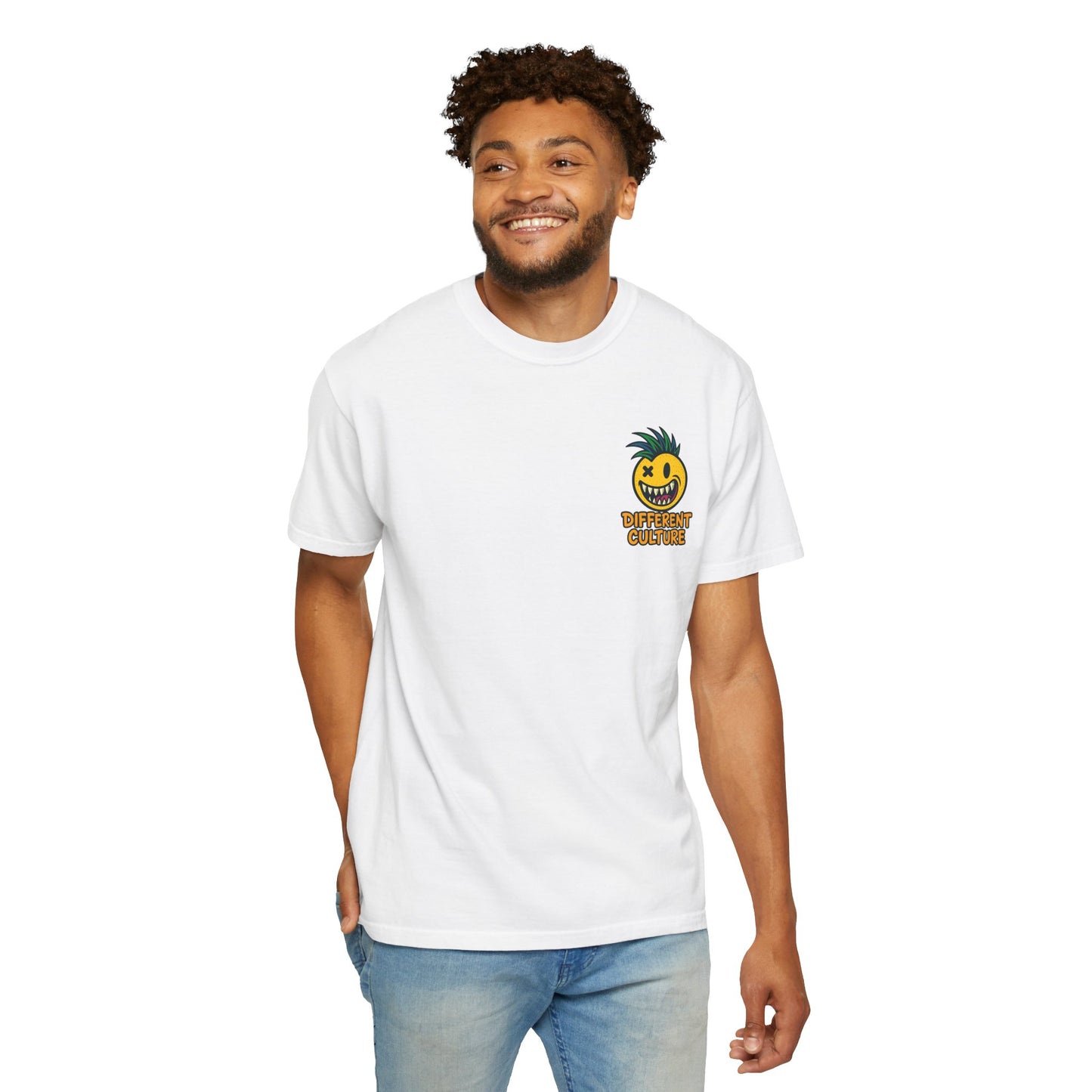 Different Culture - T-Shirt - Pina Smiley