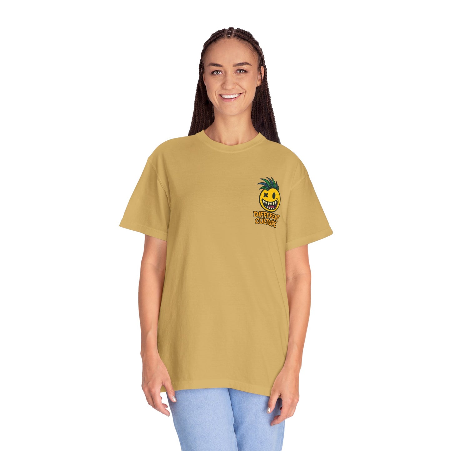 Different Culture - T-Shirt - Pina Smiley