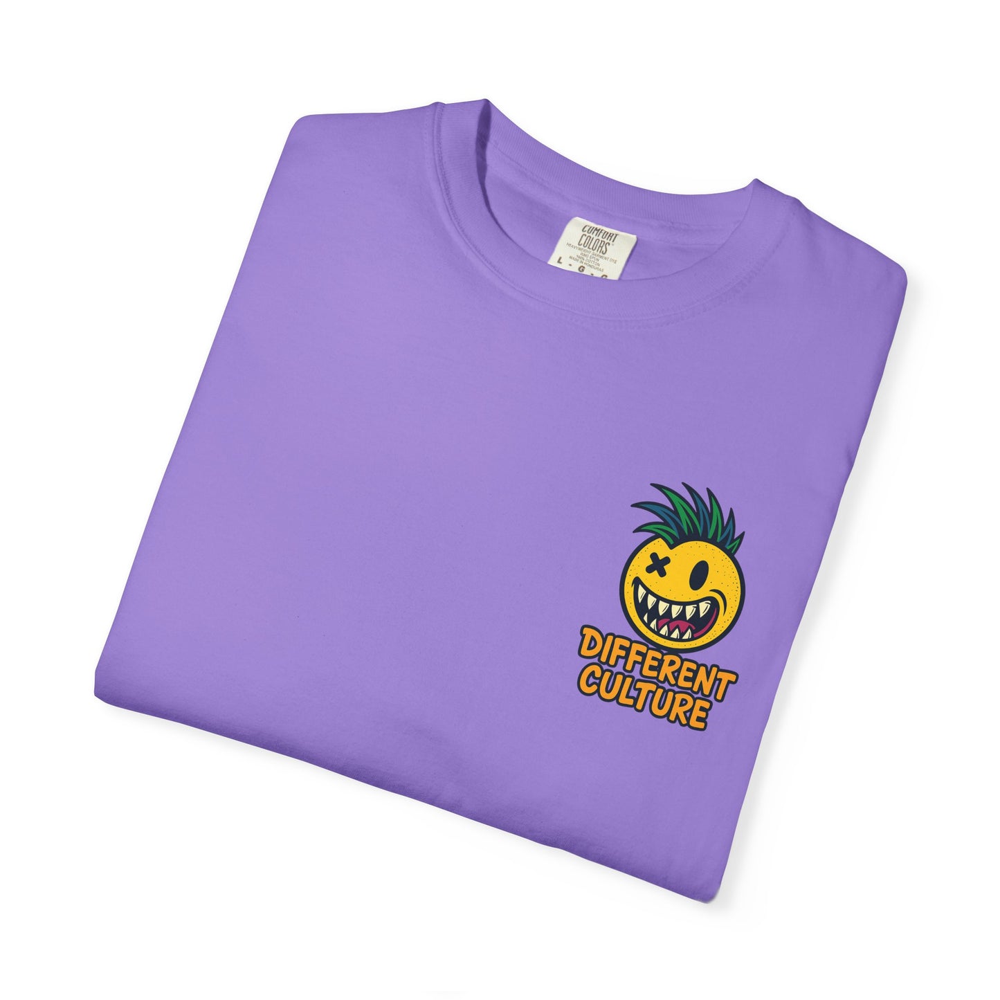 Different Culture - T-Shirt - Pina Smiley