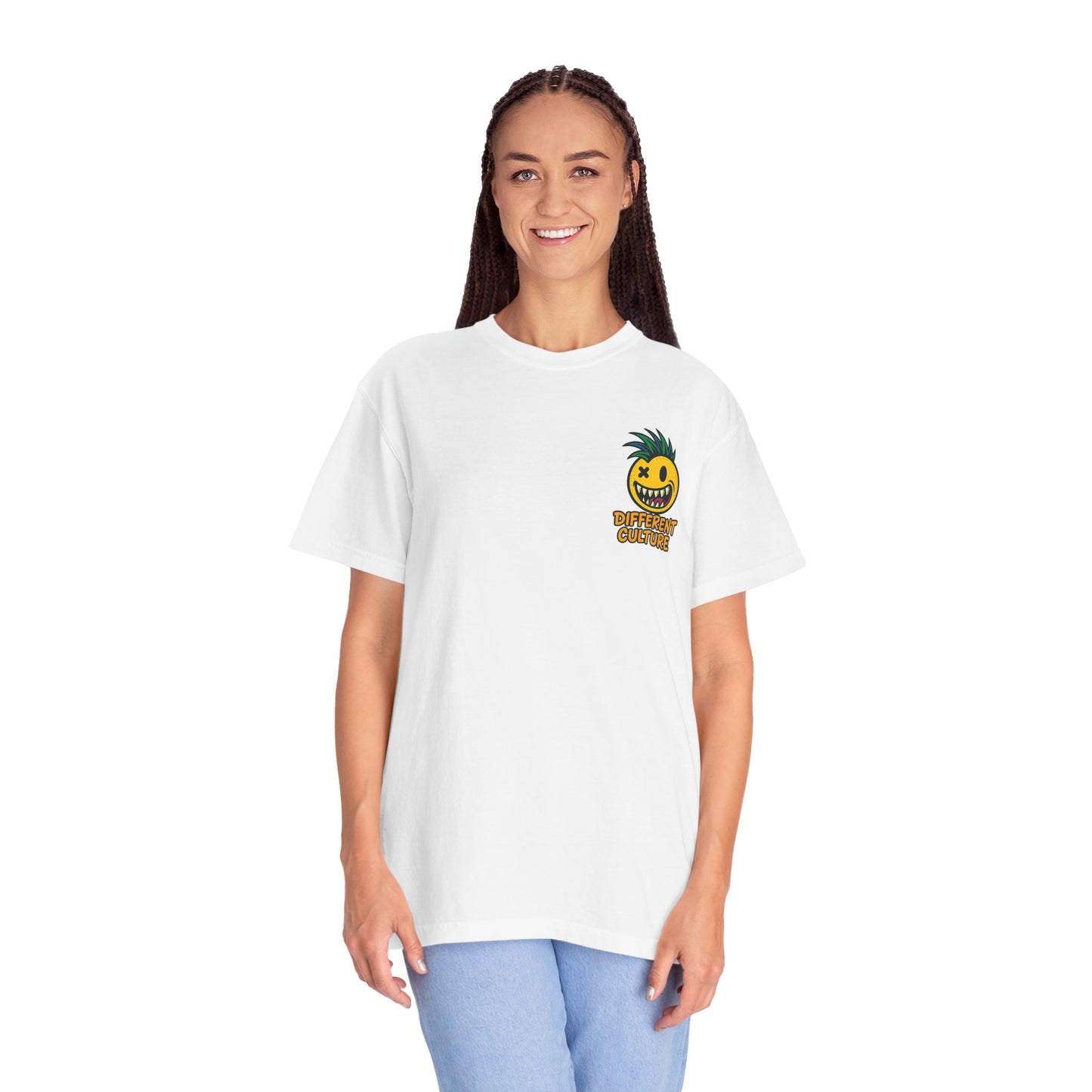 Different Culture - T-Shirt - Pina Smiley